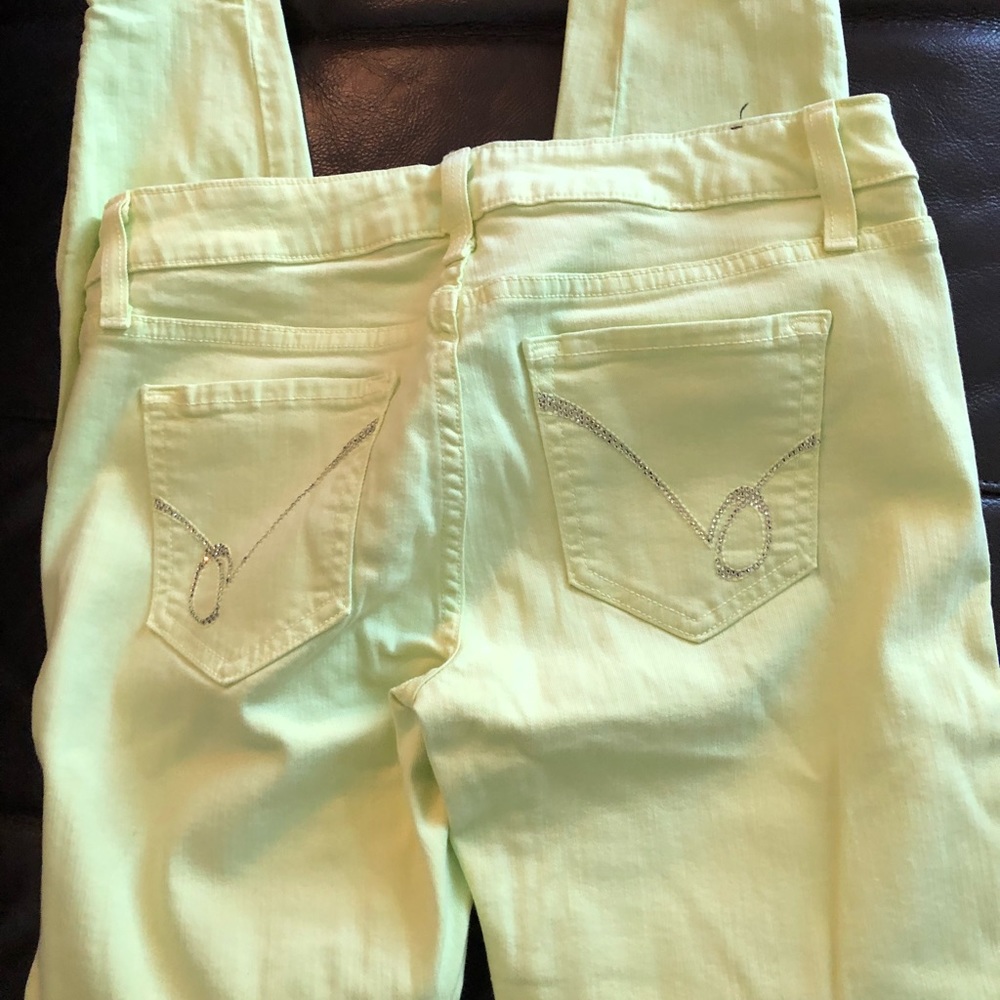 Bebe jeans 29 each